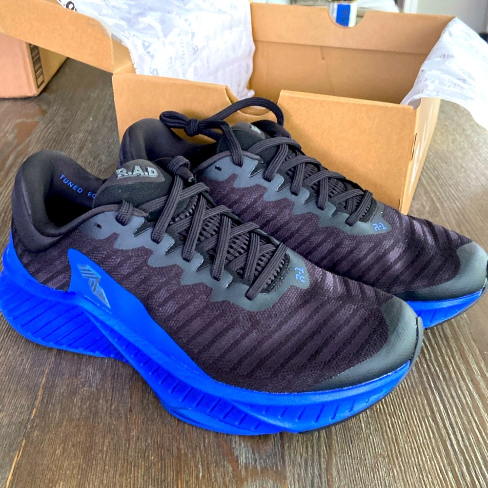 R.A.D. R-1 mens shoes size 9.5